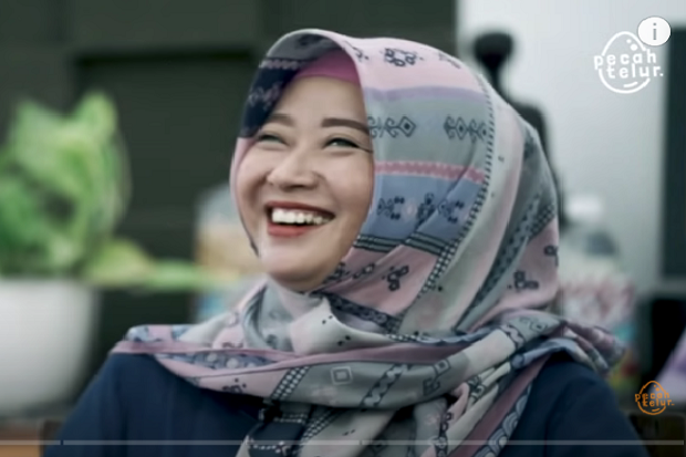 Buka Usaha Cucian, Perempuan...