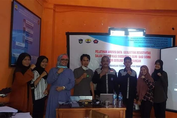Dosen UMI Beri Pelatihan...