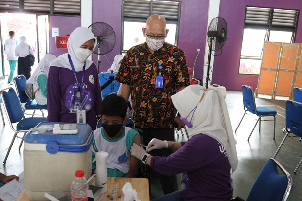 1,6 Juta Warga Kabupaten...