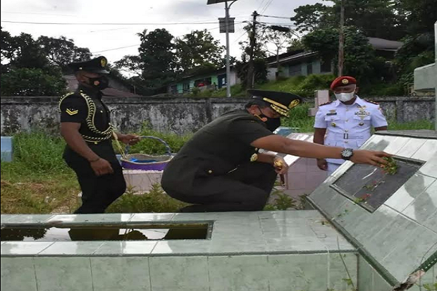 Peringati HUT Ke-76...