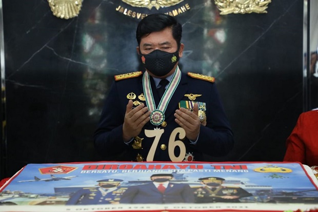 HUT ke-76 TNI, Panglima:...