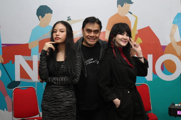 Bersama Ita Purnamasari...
