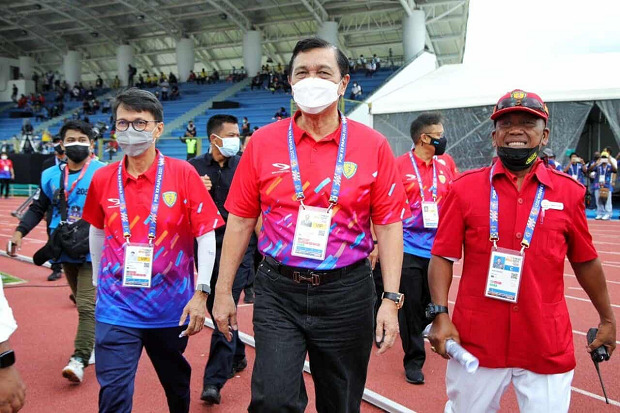 Sambangi PON Papua,...