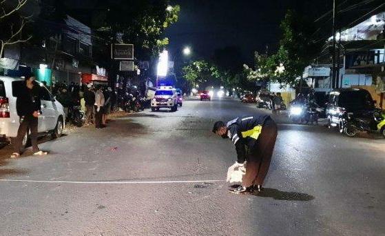 Pejalan Kaki Tewas Ditabrak...