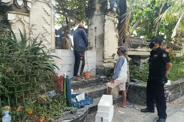Wisman Mulai ke Bali...