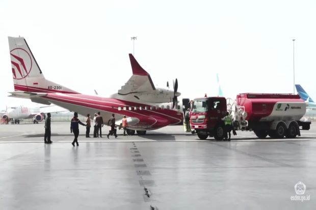 Uji Terbang Berhasil,...