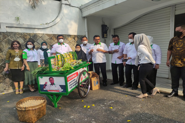Sumbang Gerobak Sayur,...