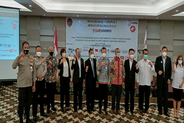 Selama Pandemi, Pengiriman...