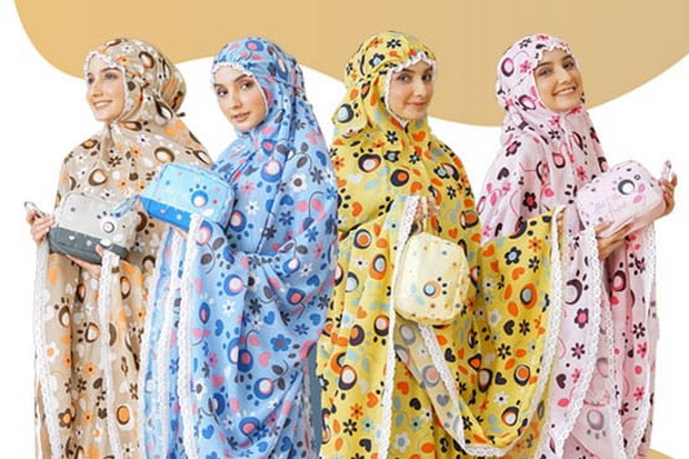 Tonjolkan Motif, Mukena...