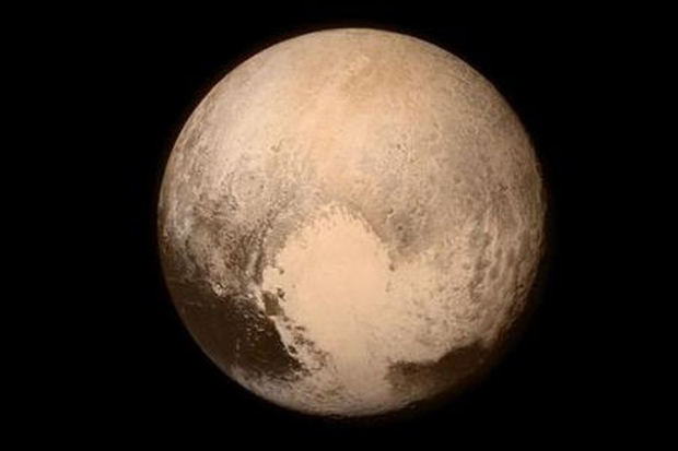 Atmosfer Pluto Perlahan...