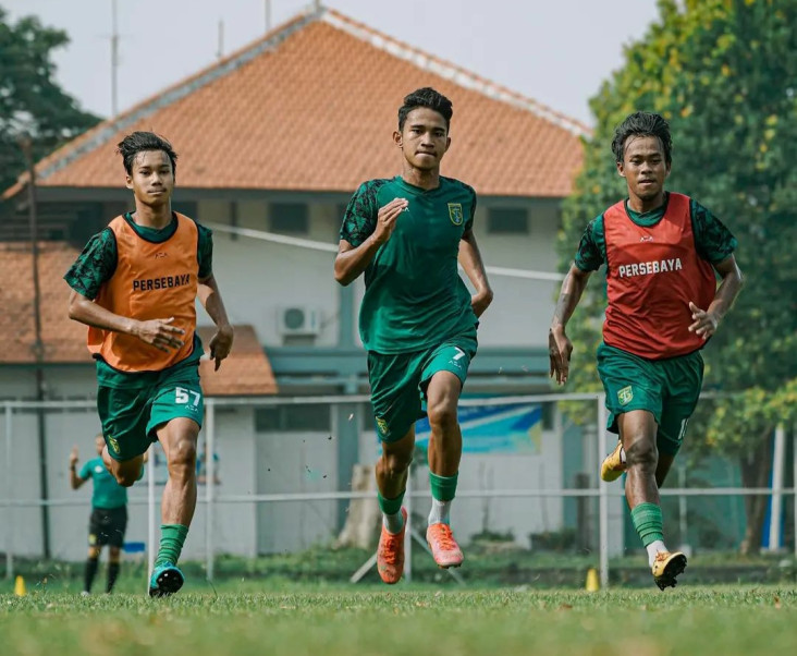 Liga 1: Persebaya Surabaya...