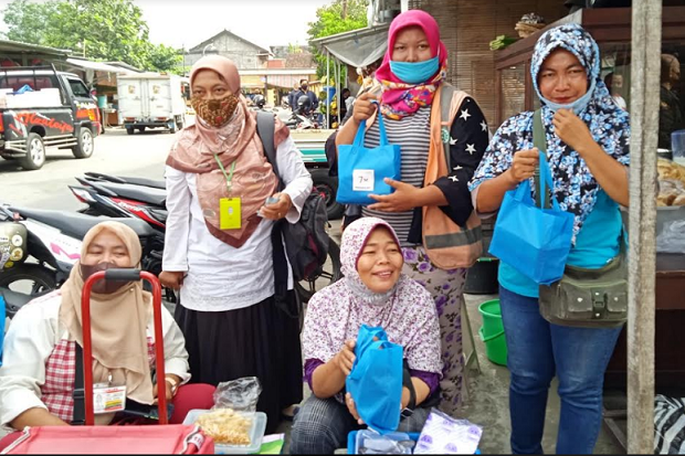 Dapat Bingkisan dari...