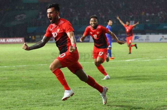 Pemain Sepak Bola Naturalisasi...