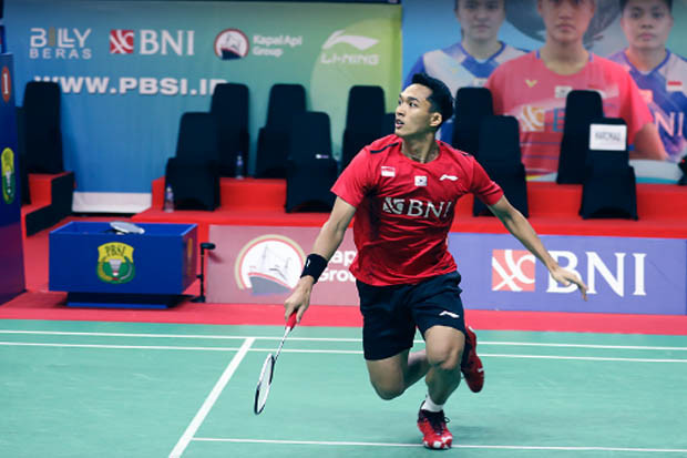 Lawan Thailand, Pelatih...