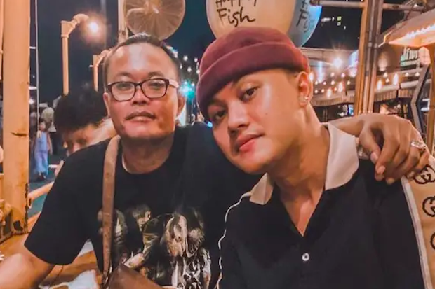 2 Tahun Tak Bicara dengan...