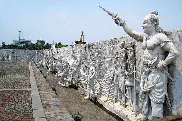 Siasat Gajah Mada dan...