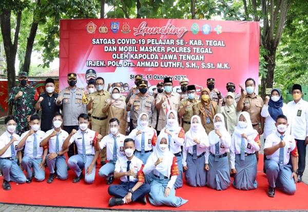 Kapolda Jateng Luncurkan...