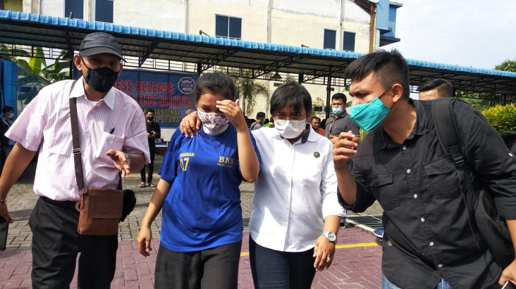 Mahasiswi Ini Suplai...