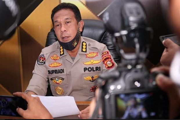 Polda Sumsel Tangkap...