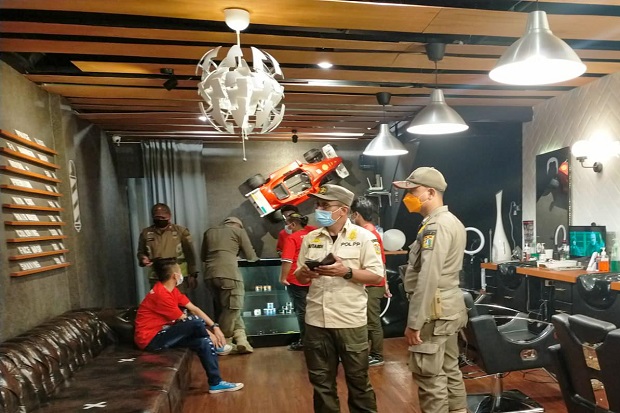 Satpol PP Kecamatan...