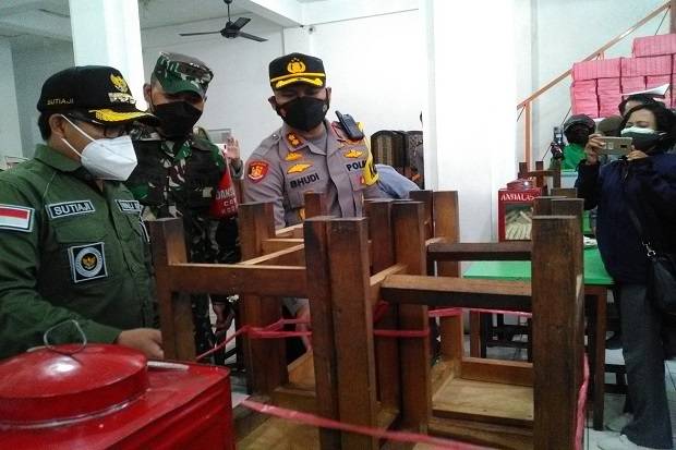 Datangi Sendiri Sidang...