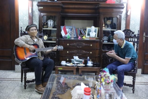Fadly Padi Reborn Malam-malam...
