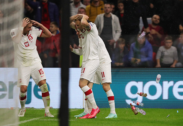 Hasil Albania vs Polandia:...