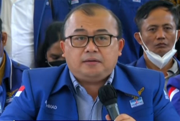 Satu Penggugat Mundur,...