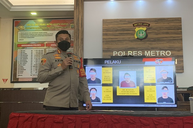 Dilaporkan Hilang, Gadis-gadis...