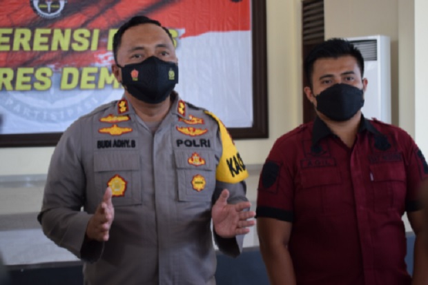 Kakek 74 Tahun Ditahan...