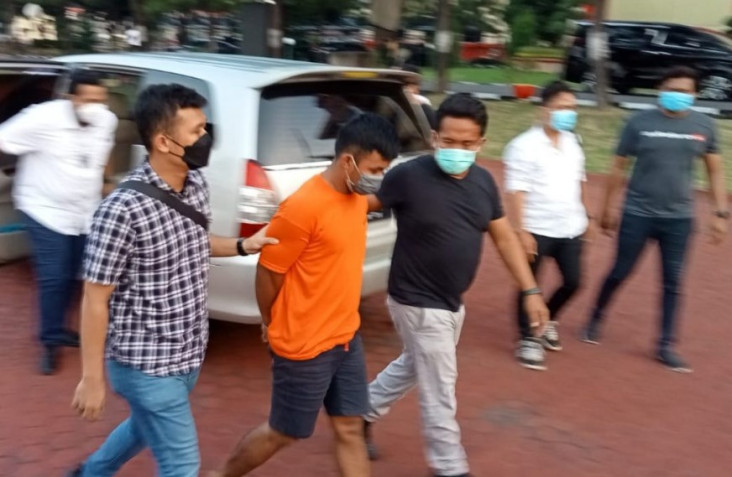 Sakit Hati Tak Diberi...