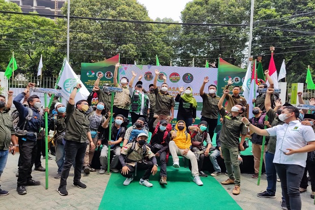 Lepas 30 Santri Mendaki...