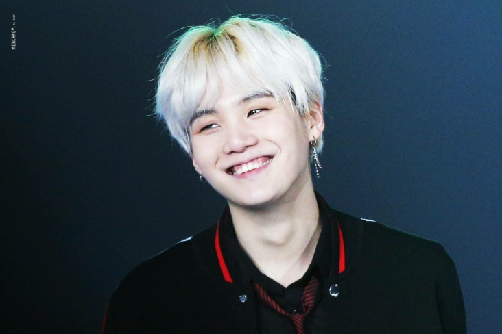 5 Ucapan Suga BTS yang...