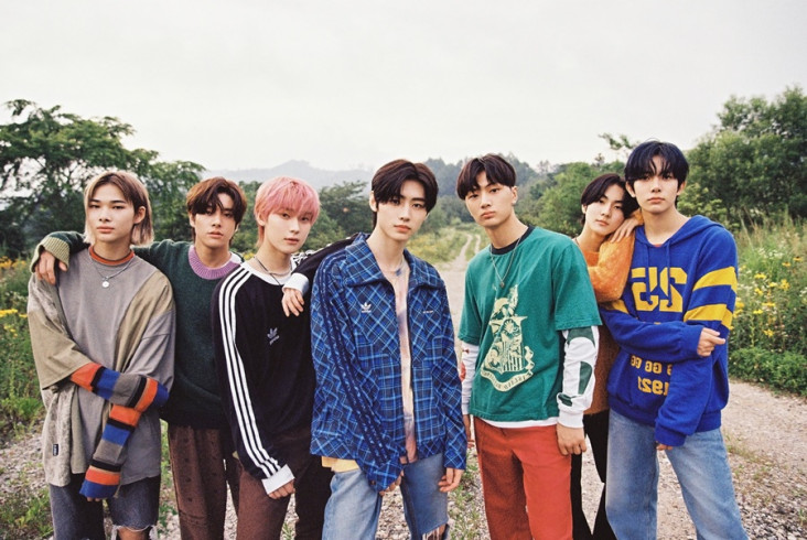 7 OOTD ala Member ENHYPEN,...