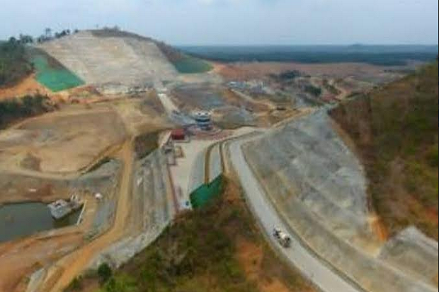 Realisasi Bendungan...