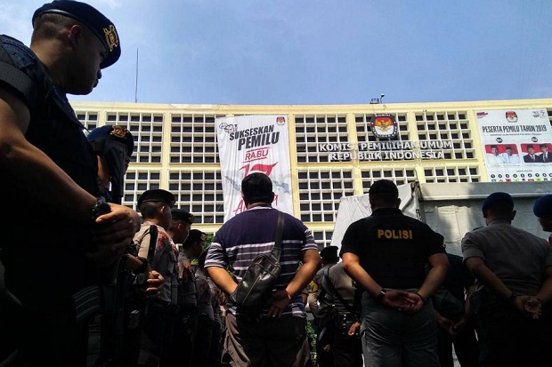Berminat Jadi Anggota...