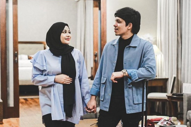 Atta Halilintar Menaruh...