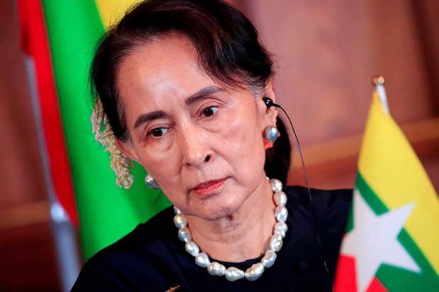 Junta Myanmar Larang...