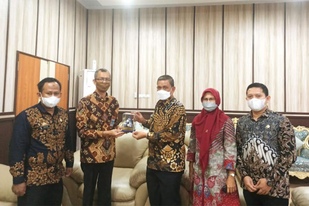 Pemkab Wajo Raih Opini...