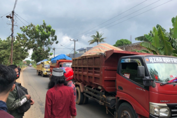 Dishub Maros Tahan Truk...