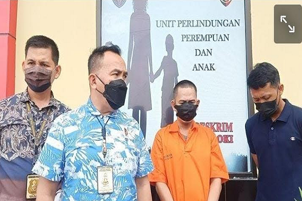 Tersinggung, Paman Aniaya...