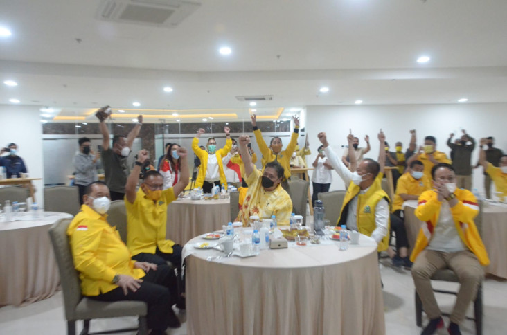 Golkar Nobar Final Piala...