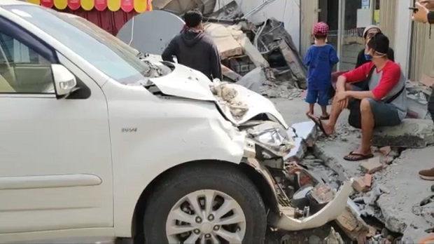 Kanopi Minimarket di...
