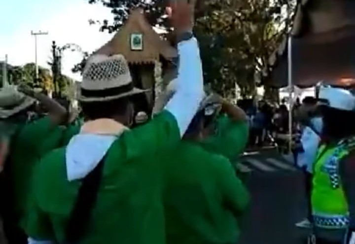Kocak, Salah Mengeja...