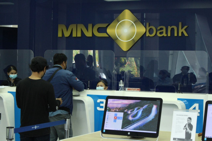 Rayakan HUT ke-7, MNC...