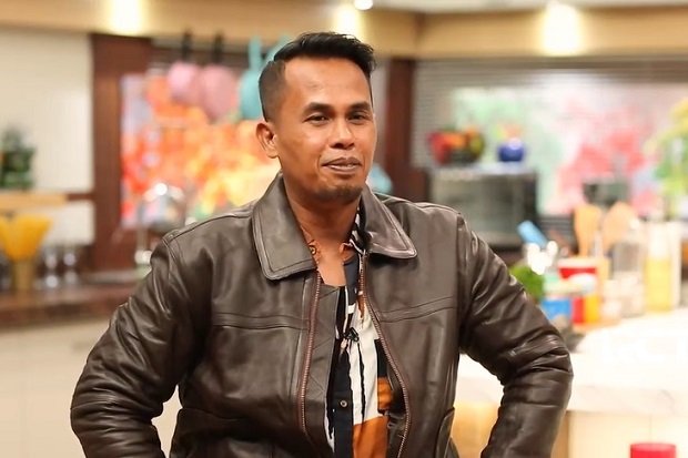 Bukan Menjadi Seorang...