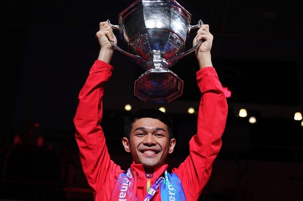 4 Pesona Fajar Alfian,...