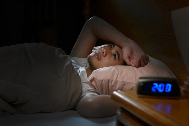4 Kiat Atasi Insomnia...