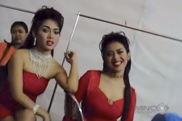 Video Jadul Syahrini...