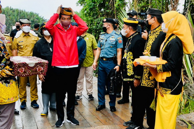 Kasih Bantuan Rp1,2...